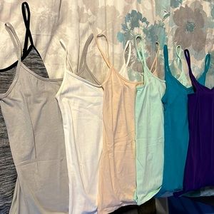 🌟 Value pack of 7 ladies size S camis